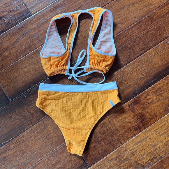 Body Glove Bikini Set - Picture 5 of 5